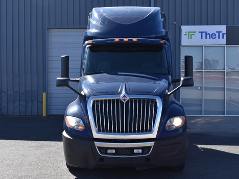 USED 2018 INTERNATIONAL LT625 SLEEPER TRUCK #11517-8