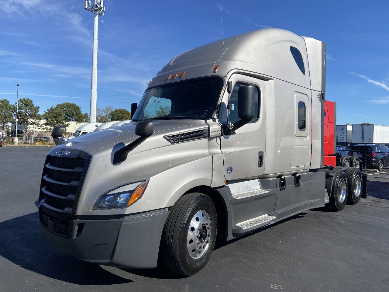 2020 FREIGHTLINER Cascadia CA126 * Sleeper