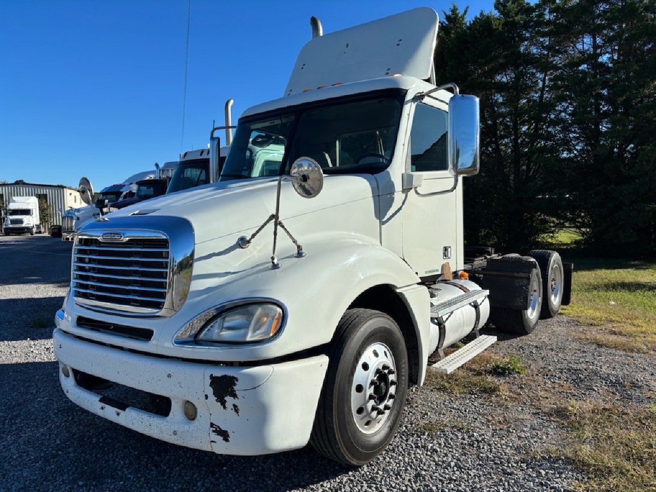 2014 FREIGHTLINER COLUMBIA  GLIDER Daycab #2013
