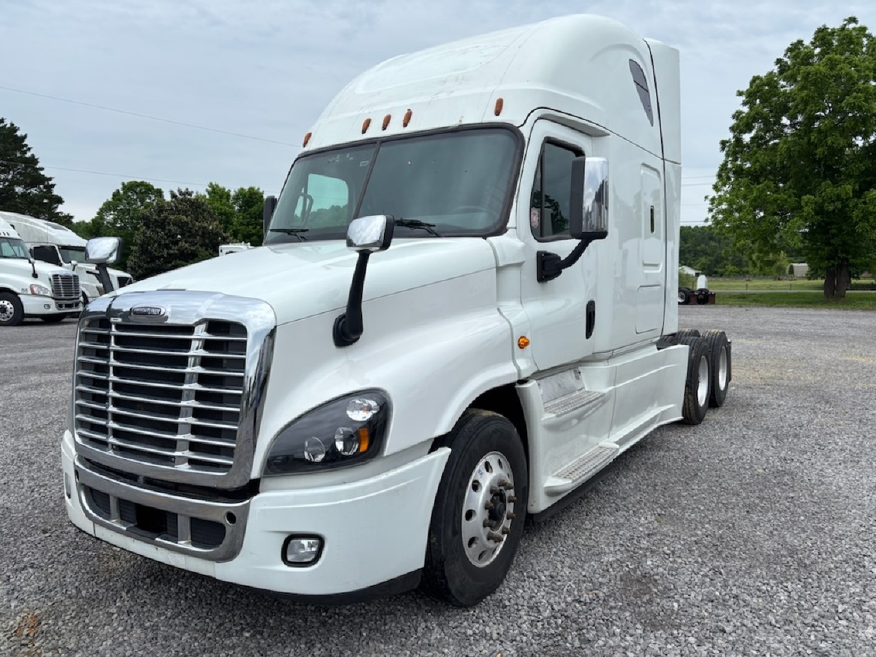 2020 FREIGHTLINER CASCADIA Sleeper #3284