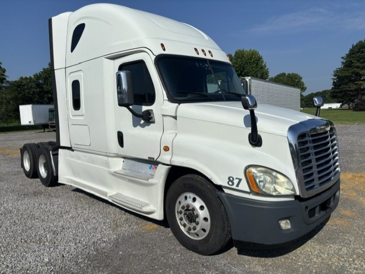 2020-freightliner-cascadia-sleeper #3588