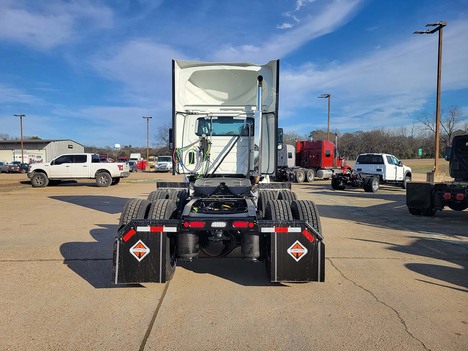 NEW 2025 INTERNATIONAL LT DAYCAB TRUCK #3241-6