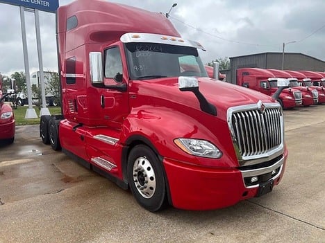 NEW 2024 INTERNATIONAL LT SLEEPER TRUCK #3250-2