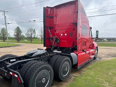 NEW 2024 INTERNATIONAL LT SLEEPER TRUCK #3250-3