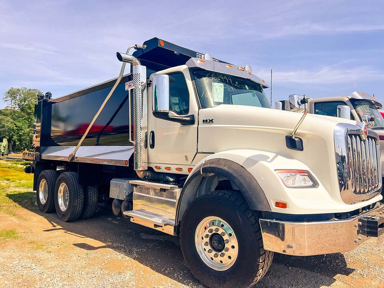 NEW 2025 INTERNATIONAL HX 620 DUMP TRUCK #3282