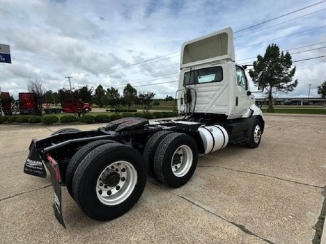 USED 2019 INTERNATIONAL RH DAYCAB TRUCK #3290-4