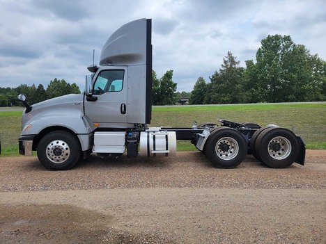 NEW 2025 INTERNATIONAL LT DAYCAB TRUCK #3309-3