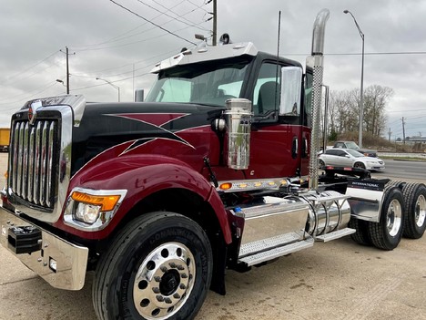 NEW 2025 INTERNATIONAL HX 520 DAYCAB TRUCK #3335-3