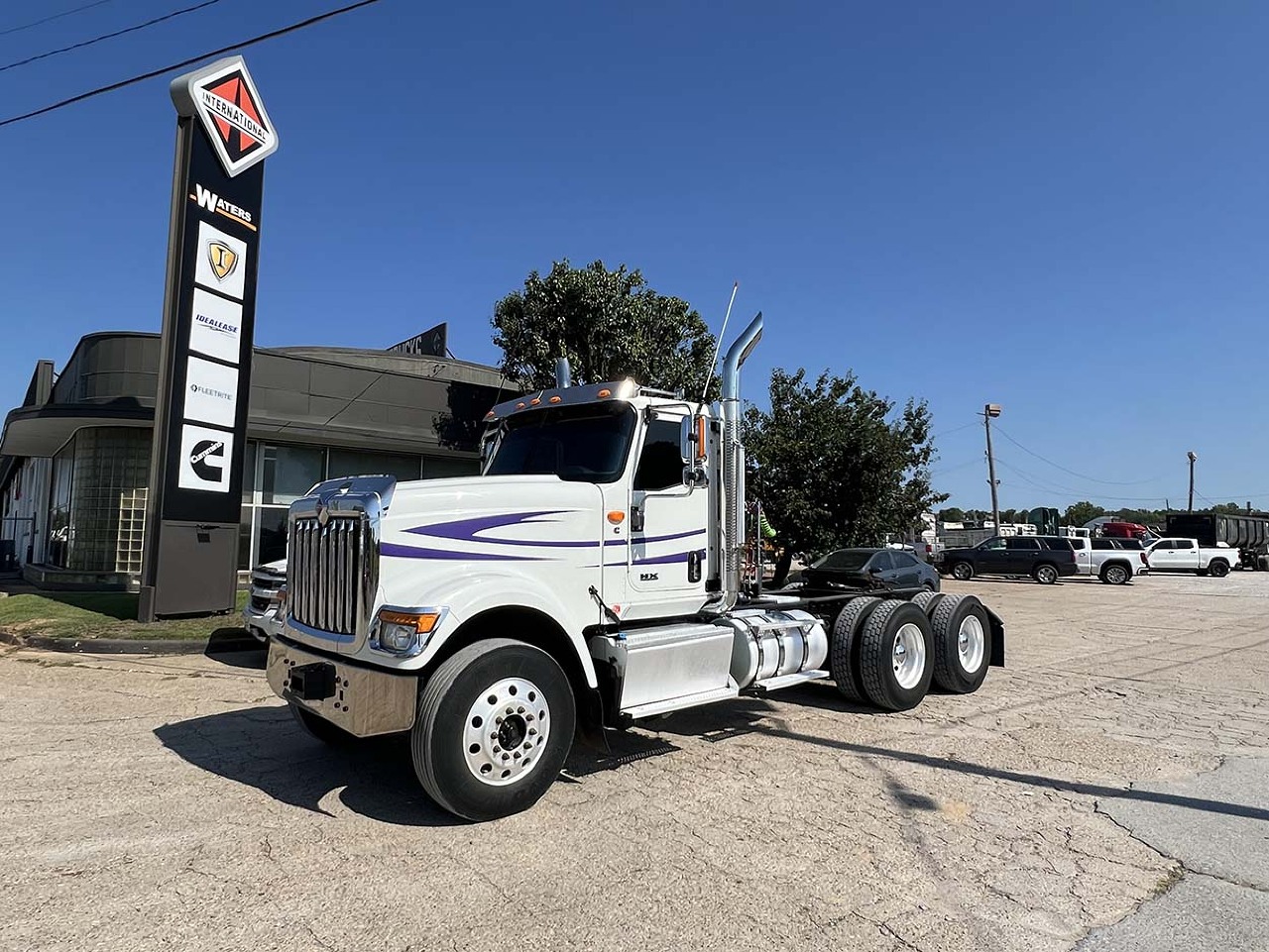 USED 2019 INTERNATIONAL HX DAYCAB TRUCK #3346