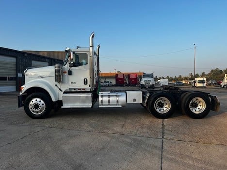 USED 2020 INTERNATIONAL HX 520 DAYCAB TRUCK #3357-2