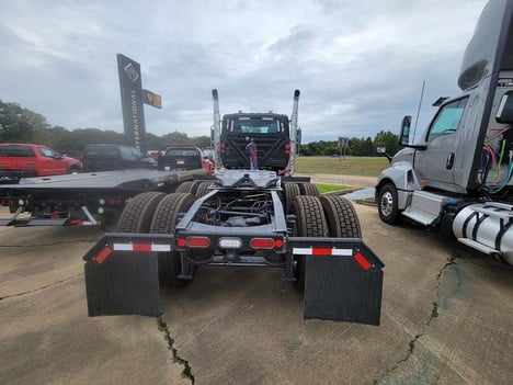 NEW 2025 INTERNATIONAL HX 520 DAYCAB TRUCK #3369-3