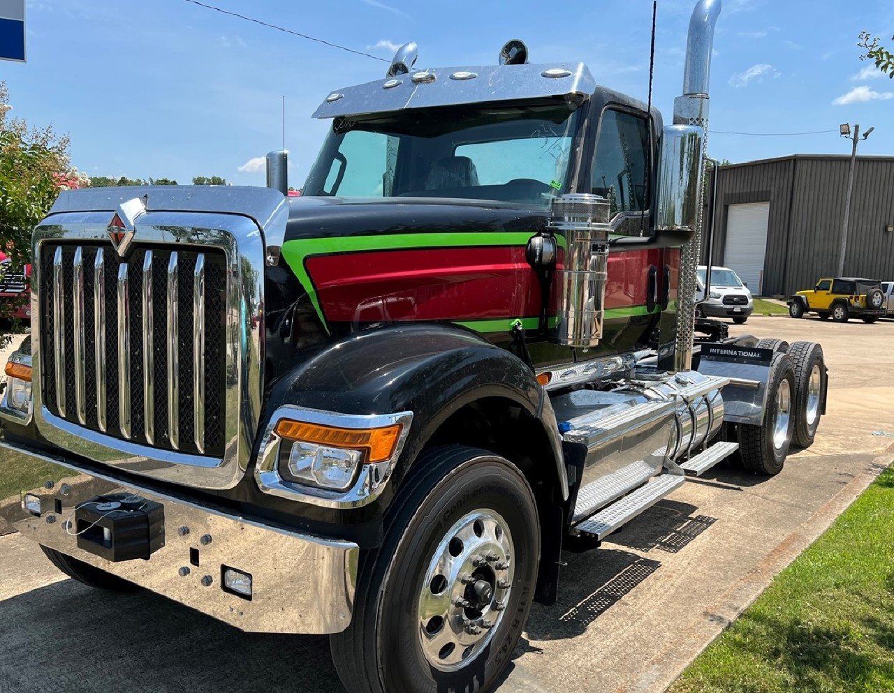 NEW 2025 INTERNATIONAL HX 520 DAYCAB TRUCK #3371