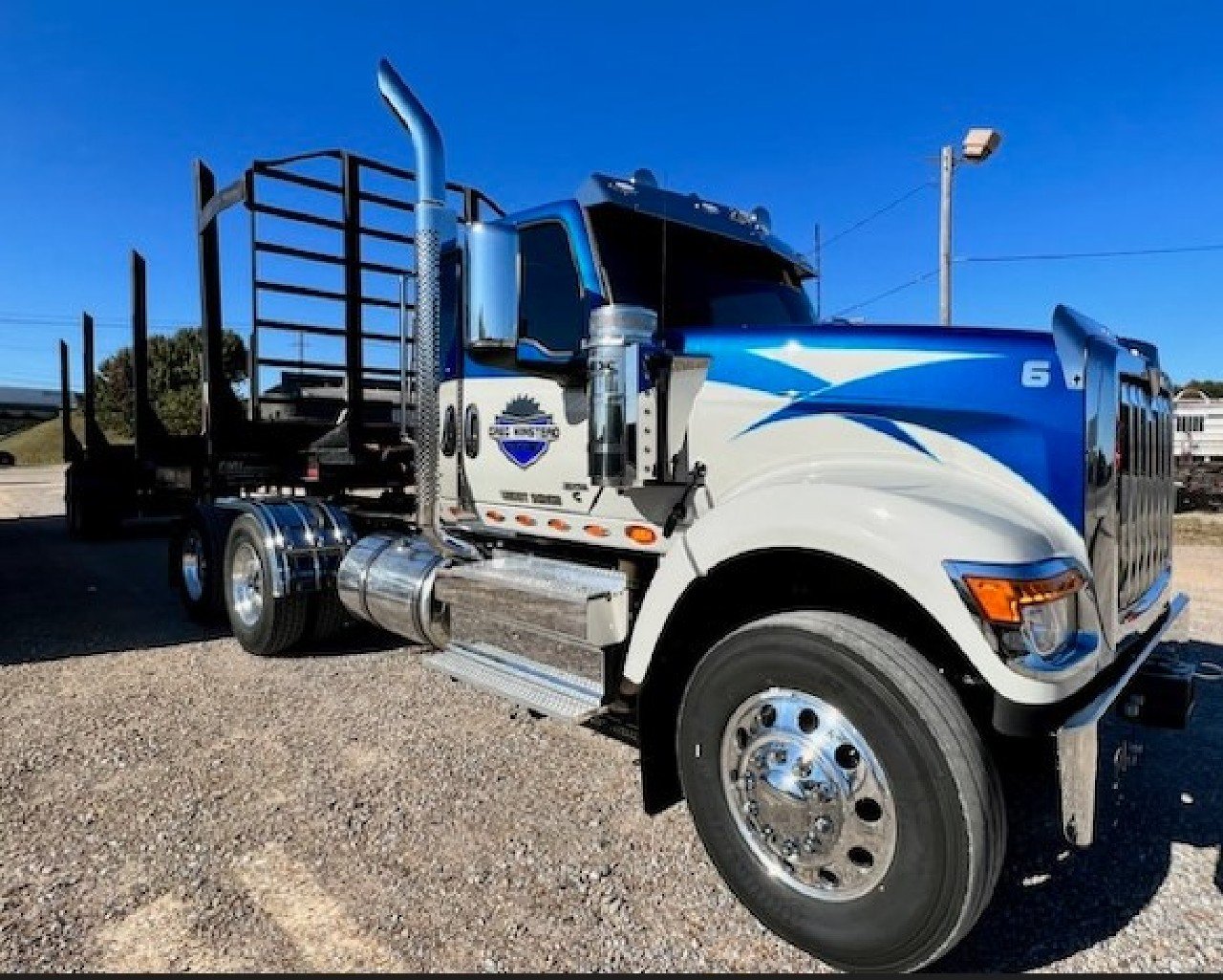 NEW 2025 INTERNATIONAL HX 520 DAYCAB TRUCK #3373