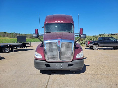 USED 2020 KENWORTH T680 SLEEPER TRUCK #3386-6