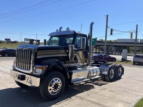 NEW 2025 INTERNATIONAL HX 520 DAYCAB TRUCK #3410-5