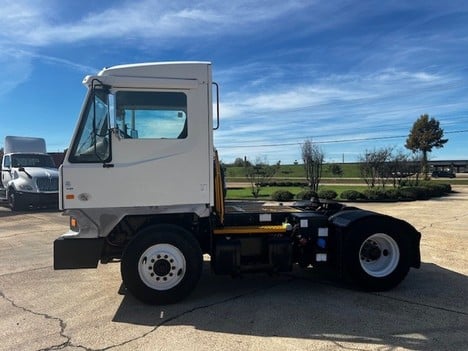 USED 2018 OTTAWA KALMAR T2 YARD JOCKEY - SPOTTER TRUCK #3526-4