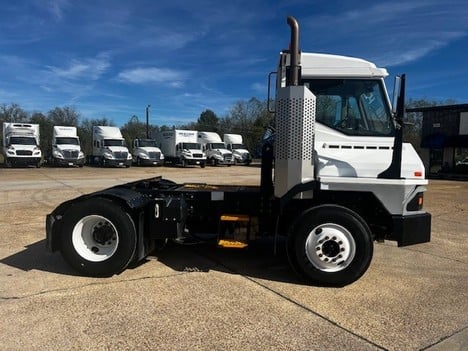 USED 2018 OTTAWA KALMAR T2 YARD JOCKEY - SPOTTER TRUCK #3526-9