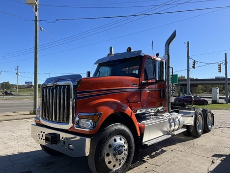 USED 2022 INTERNATIONAL HX 520 DAYCAB TRUCK #3529-4