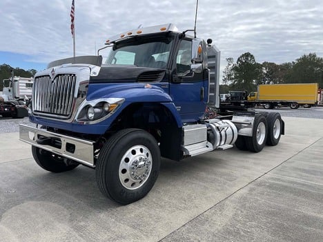 USED 2022 INTERNATIONAL HV513 DAYCAB TRUCK #3555-3