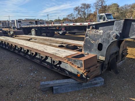 USED 2005 TRAIL KING 35 TON DETACH LOWBOY TRAILER #3560-2