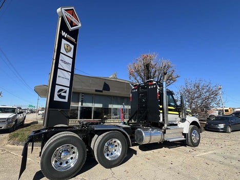 NEW 2025 INTERNATIONAL HX 520 DAYCAB TRUCK #3585-3