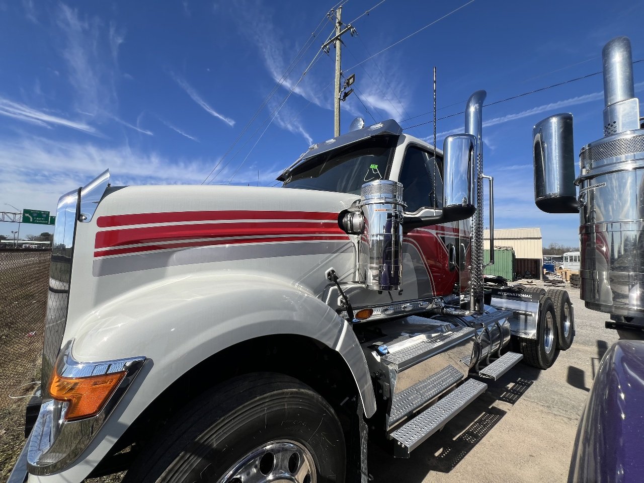 NEW 2025 INTERNATIONAL HX 520 DAYCAB TRUCK #3613