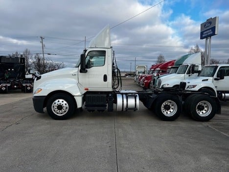 USED 2018 INTERNATIONAL LT DAYCAB TRUCK #3621-4