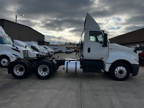 USED 2018 INTERNATIONAL LT DAYCAB TRUCK #3621-6