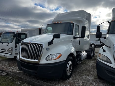 USED 2019 INTERNATIONAL LT SLEEPER TRUCK #3623-7