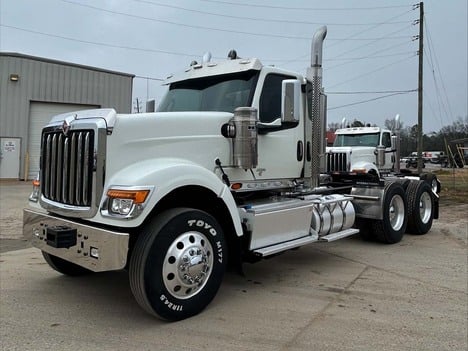 USED 2022 INTERNATIONAL HX 520 DAYCAB TRUCK #3657-4