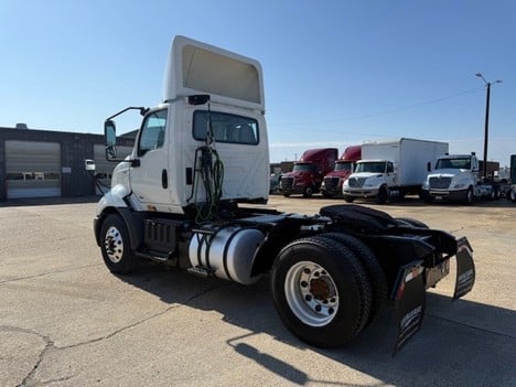 USED 2019 INTERNATIONAL RH 613 DAYCAB TRUCK #3679-5