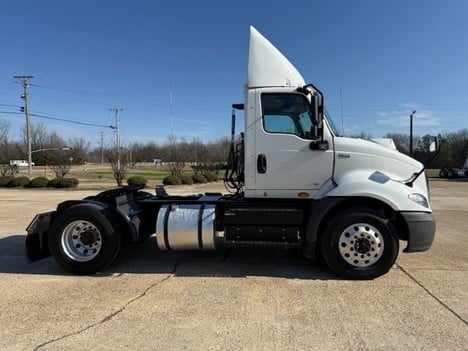 USED 2019 INTERNATIONAL RH 613 DAYCAB TRUCK #3679-8