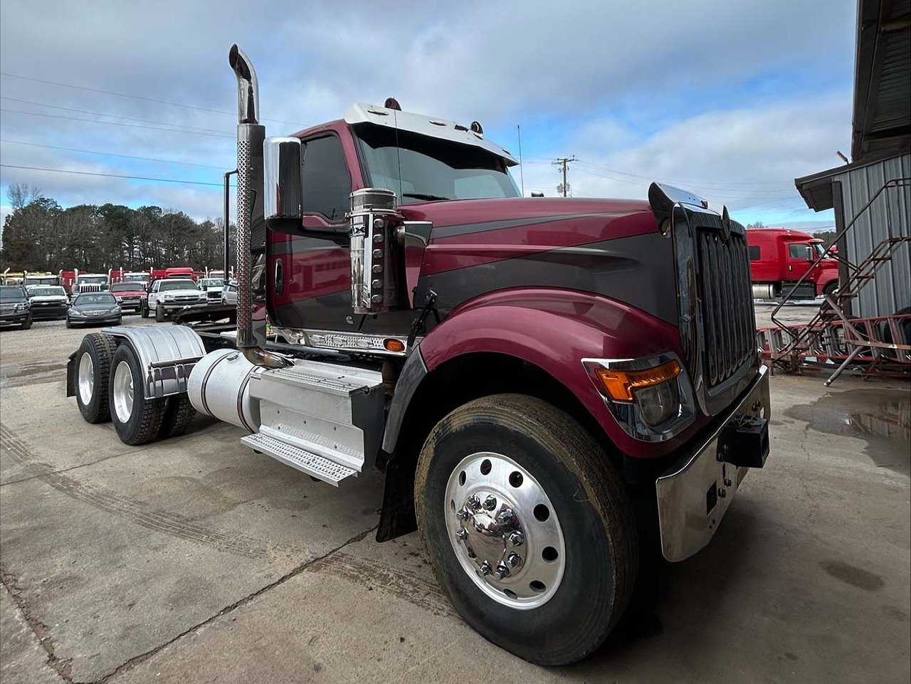 USED 2022 INTERNATIONAL HX 520 DAYCAB TRUCK #3702